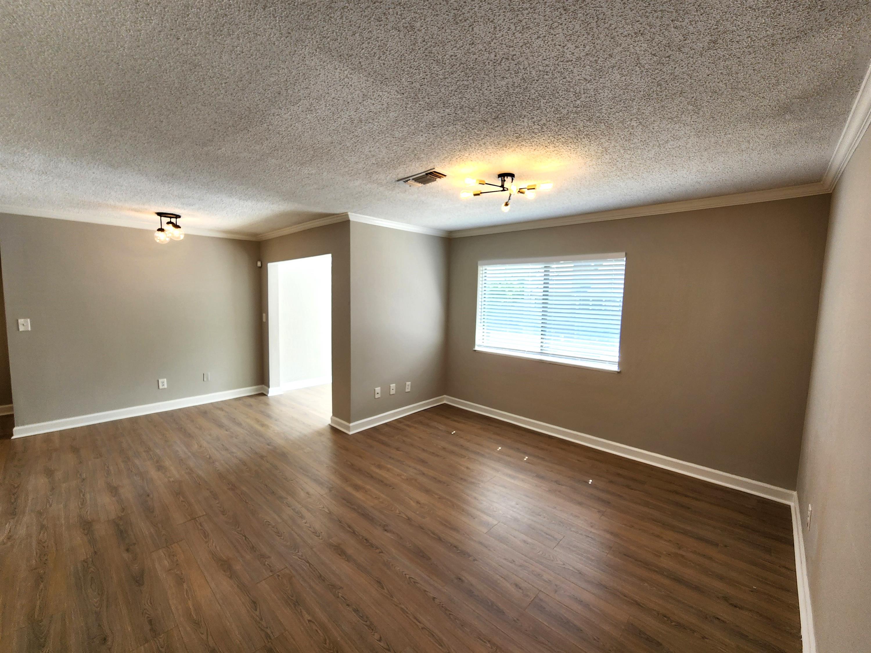 1406 Wingate Way
